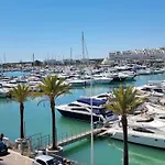 Marina Plaza 奎特里拉