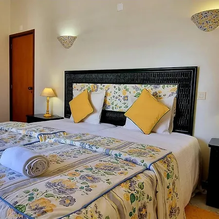 Marina Plaza Apartmán *