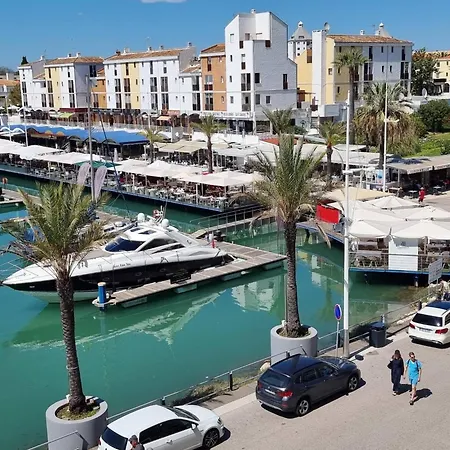 Апартаменты Marina Plaza