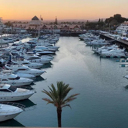 Marina Plaza