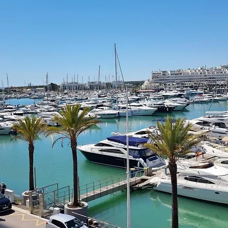 Marina Plaza Картейра