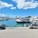 Апартаменты Marina Plaza Картейра