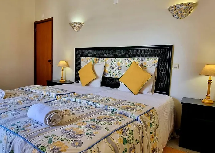 Marina Plaza Apartmán *